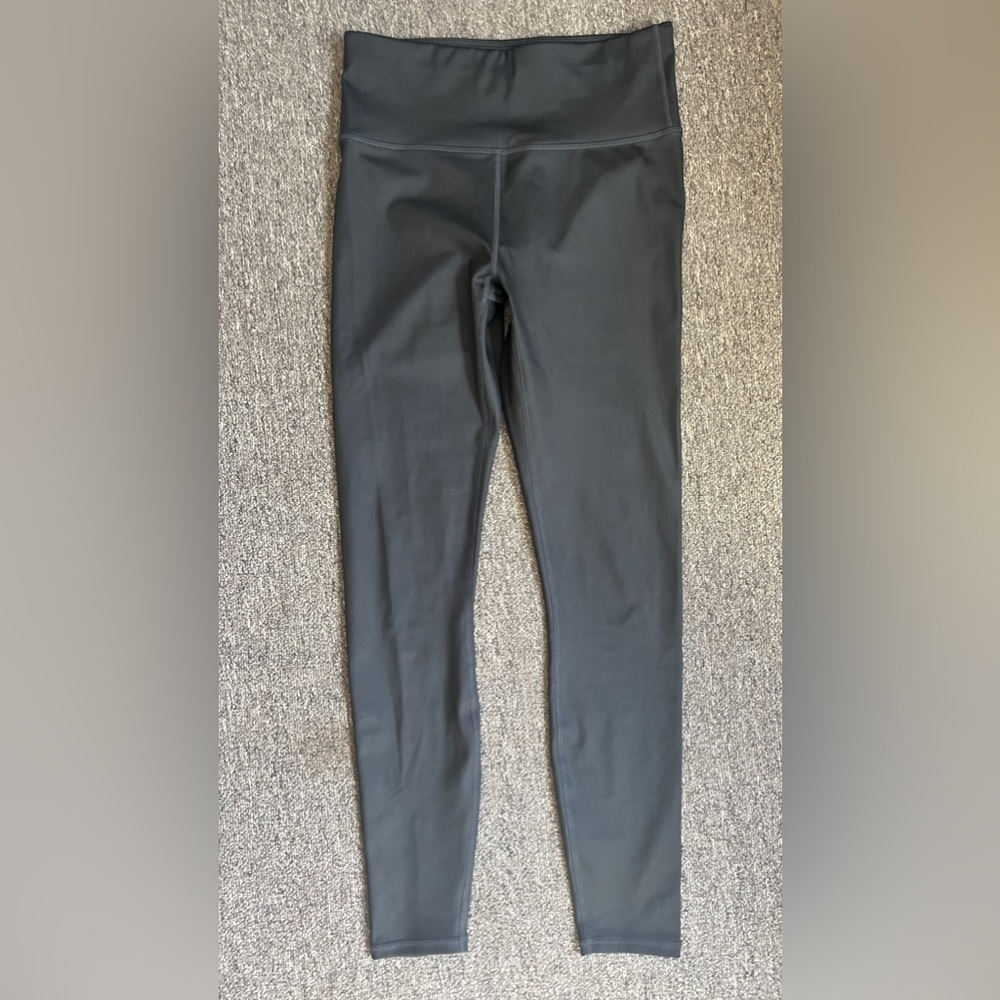 Fabletics High-Waisted Ultracool Leggings